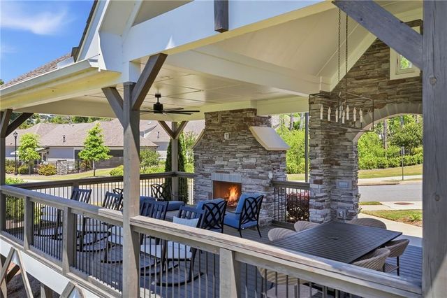 400 Grafton Walk, Woodstock, GA 30188
