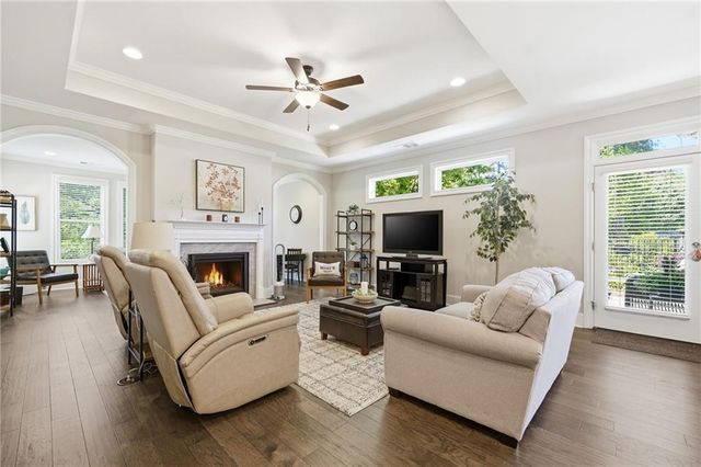 400 Grafton Walk, Woodstock, GA 30188