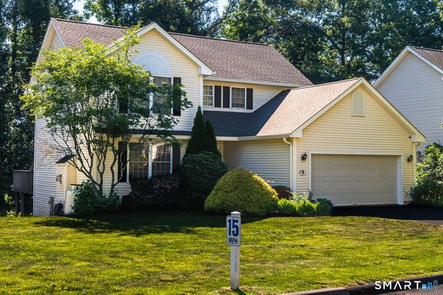 45 Pocono Lane 4, Danbury, CT 06810