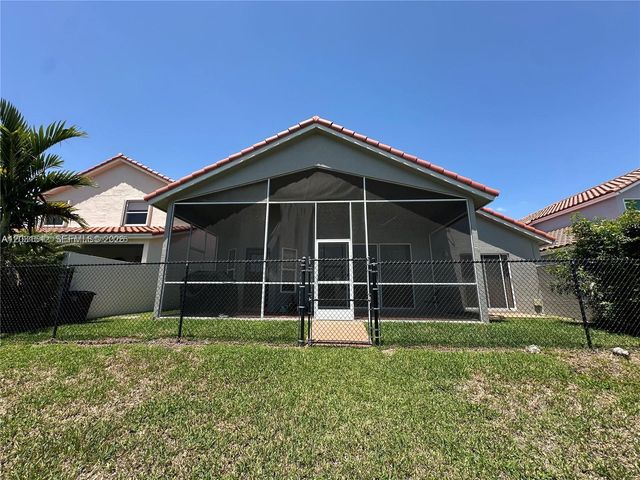 22040 Altona Dr, Boca Raton, FL 33428
