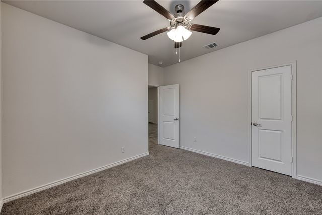 10908 Summer Rain Boulevard, Aubrey, TX 76227