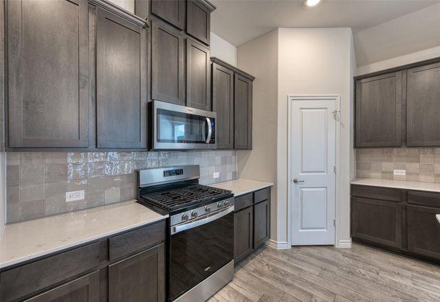 10908 Summer Rain Boulevard, Aubrey, TX 76227