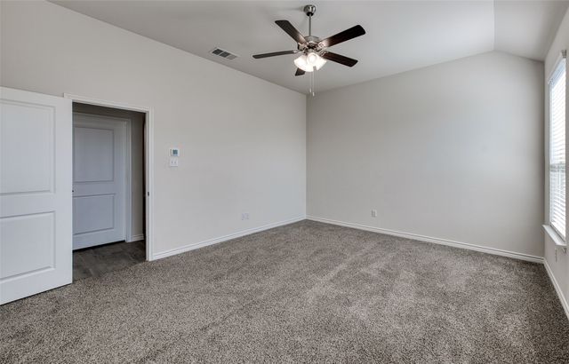 10908 Summer Rain Boulevard, Aubrey, TX 76227