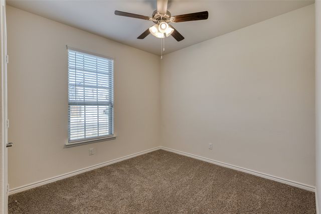 10908 Summer Rain Boulevard, Aubrey, TX 76227