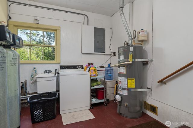 2750 Torpedo Road, Oak Harbor, WA 98277