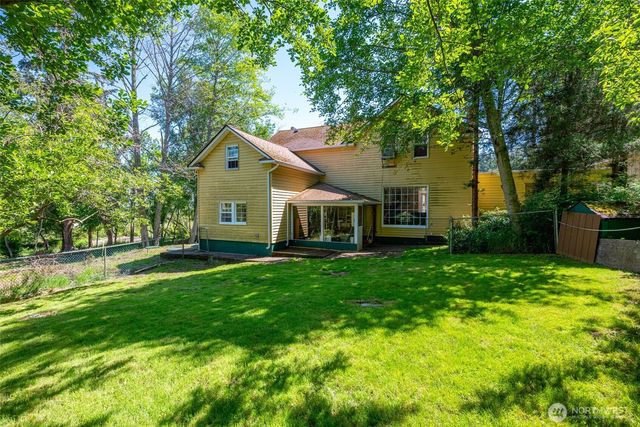 2750 Torpedo Road, Oak Harbor, WA 98277