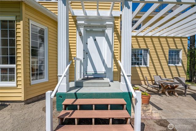 2750 Torpedo Road, Oak Harbor, WA 98277