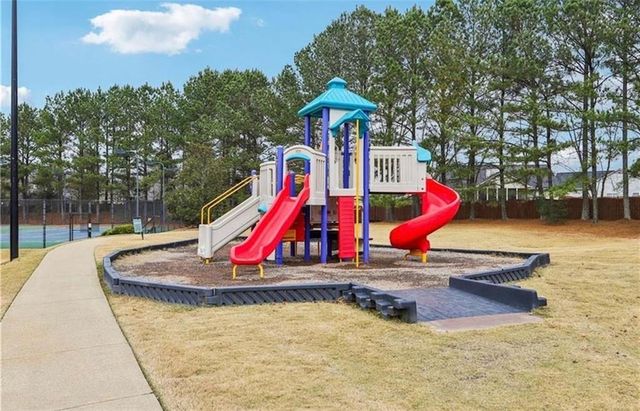 1028 RIVER FOREST Point, Lawrenceville, GA 30045