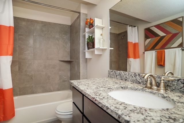 2513 W 840 N, Clinton, UT 84015