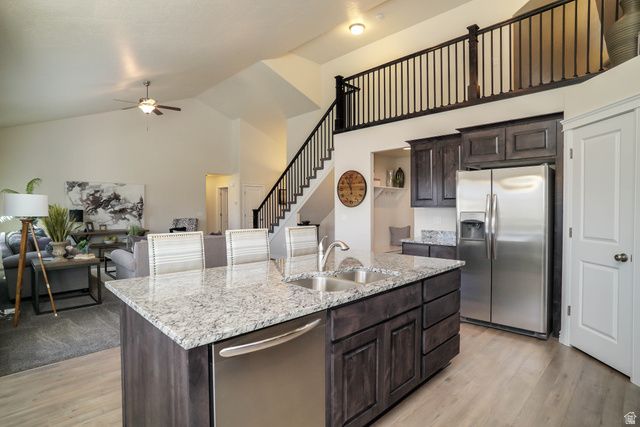 2513 W 840 N, Clinton, UT 84015