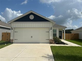 16437 Blossom Grove Drive, Conroe, TX 77303