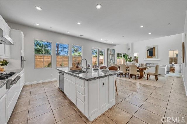 60 Sherwood, Irvine, CA 92620