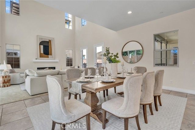 60 Sherwood, Irvine, CA 92620