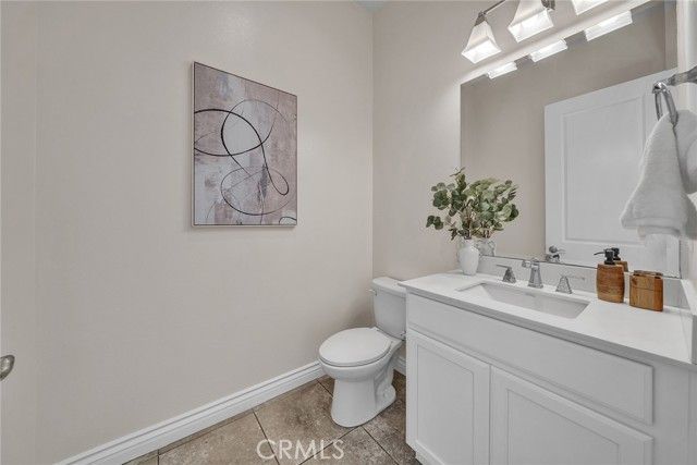 60 Sherwood, Irvine, CA 92620