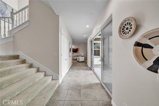 60 Sherwood, Irvine, CA 92620