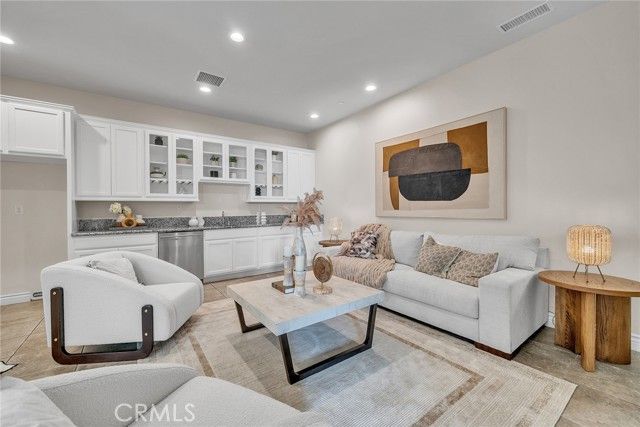 60 Sherwood, Irvine, CA 92620