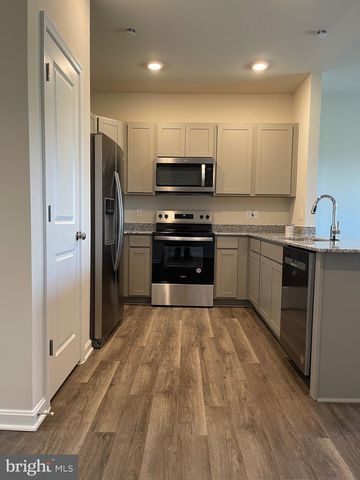 151 TIGNEY DR, Stephens City, VA 22655