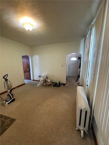 312 Welsh Ave, Wilmerding, PA 15148