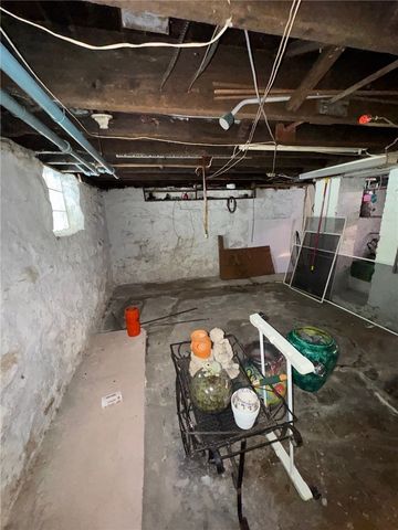 312 Welsh Ave, Wilmerding, PA 15148