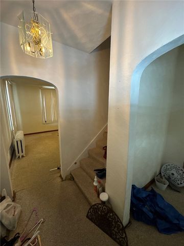 312 Welsh Ave, Wilmerding, PA 15148