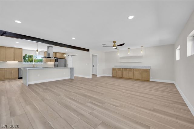 1725 Seneca Lane, Las Vegas, NV 89169