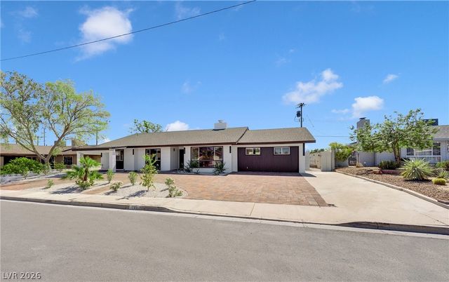 1725 Seneca Lane, Las Vegas, NV 89169
