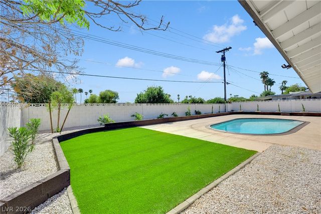 1725 Seneca Lane, Las Vegas, NV 89169