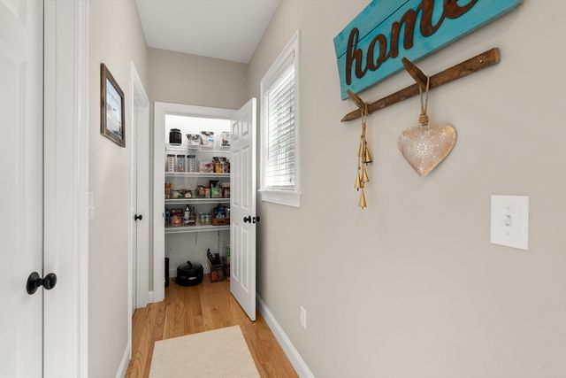 9 Jewell Xing, Mendon, MA 01756