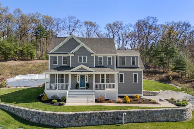 9 Jewell Xing, Mendon, MA 01756
