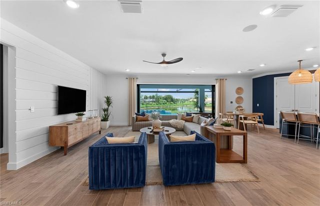 10133 Seaside WAY, Bonita Springs, FL 34135