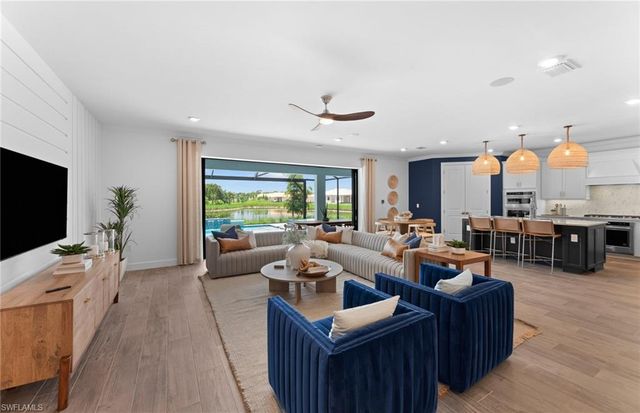 10133 Seaside WAY, Bonita Springs, FL 34135