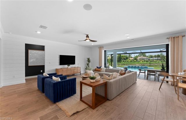 10133 Seaside WAY, Bonita Springs, FL 34135