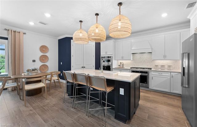 10133 Seaside WAY, Bonita Springs, FL 34135