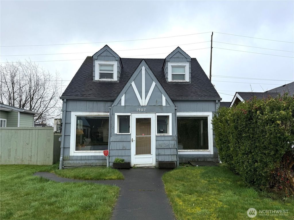 1907 Simpson Avenue, Aberdeen, WA 98520
