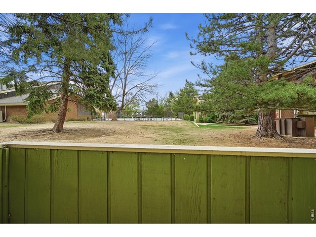 2800 Kalmia Ave B-214, Boulder, CO 80301