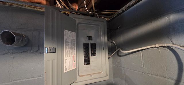 1342 Monroe Street, Benton Harbor, MI 49022