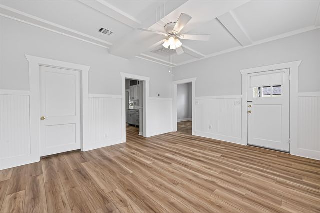 302 Epps Street, Tomball, TX 77375