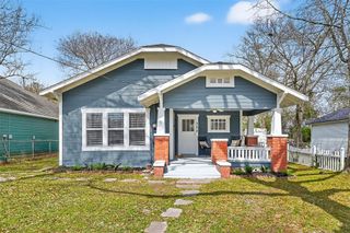 302 Epps Street, Tomball, TX 77375