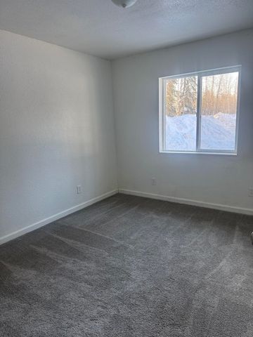 1992 HOLLOWELL ROAD, North Pole, AK 99705