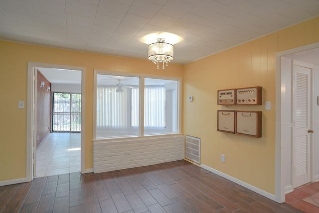 7914 Braes Meadow Drive, Houston, TX 77071