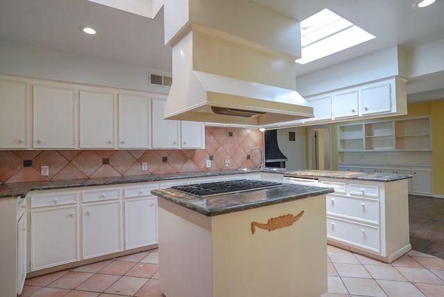 7914 Braes Meadow Drive, Houston, TX 77071
