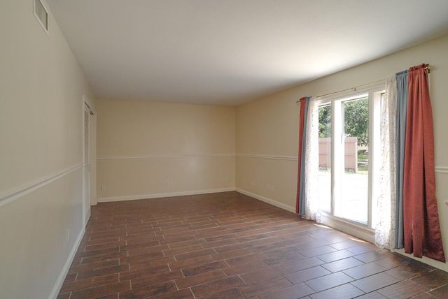 7914 Braes Meadow Drive, Houston, TX 77071