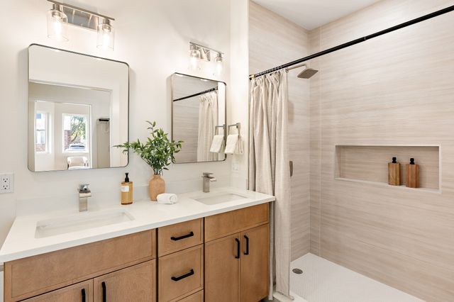 28A Swan Avenue 1, Boston, MA 02128