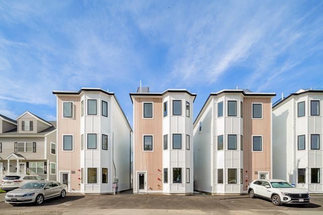28A Swan Avenue 1, Boston, MA 02128