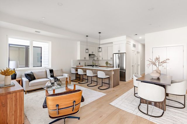 28A Swan Avenue 1, Boston, MA 02128