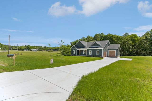 980 Hurricane Ridge Rd, Smithville, TN 37166