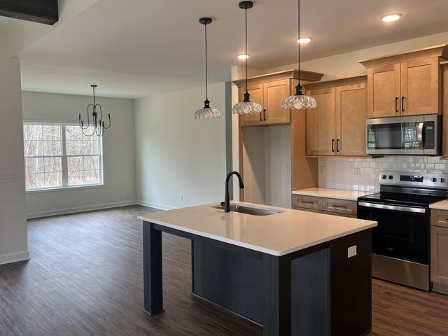 980 Hurricane Ridge Rd, Smithville, TN 37166