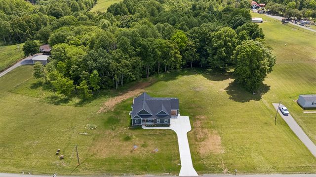 980 Hurricane Ridge Rd, Smithville, TN 37166