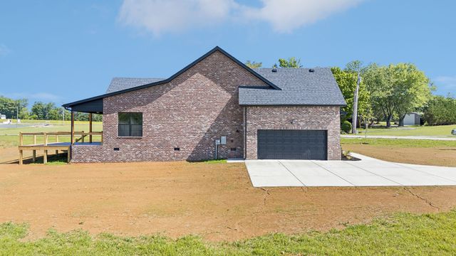 980 Hurricane Ridge Rd, Smithville, TN 37166
