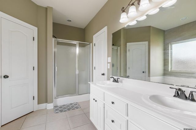 10139 Autumn Ct, Denham Springs, LA 70726